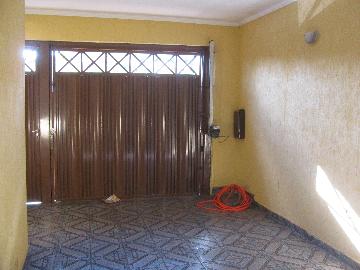 Alugar Casas Residenciais / Padrão em Ribeirão Preto. apenas R$ 1.000,00