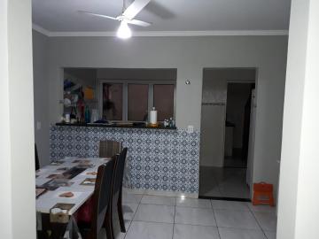 Alugar Casas Residenciais / Padrão em Ribeirão Preto. apenas R$ 250.000,00