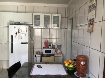 Alugar Casas Residenciais / Padrão em Ribeirão Preto. apenas R$ 138.000,00