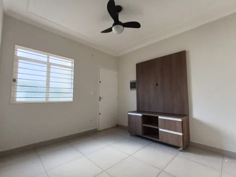 Alugar Apartamentos / Padrão em Ribeirão Preto. apenas R$ 890,00