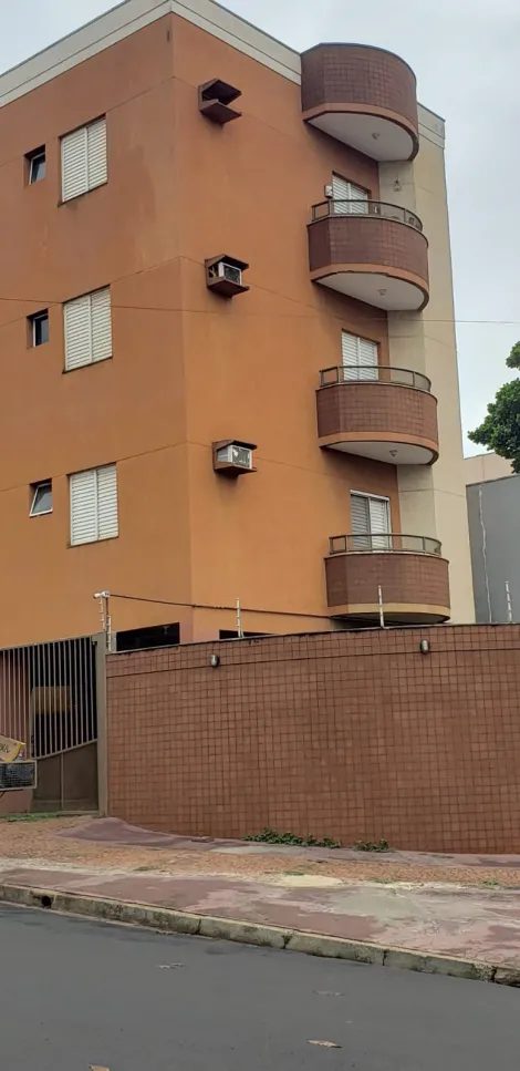 Alugar Apartamentos / Padrão em Ribeirão Preto. apenas R$ 219.000,00